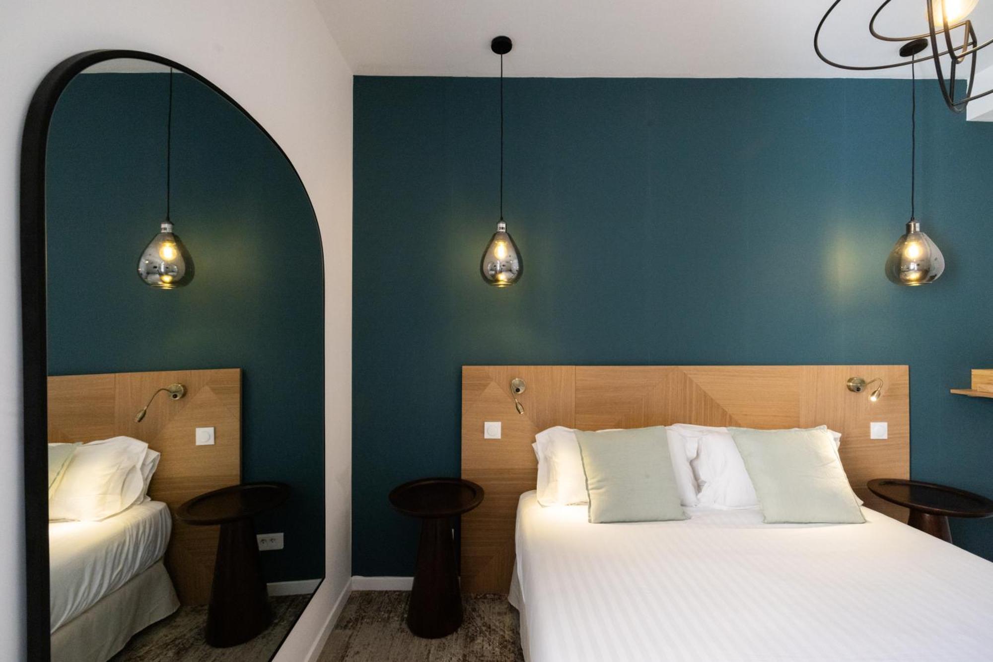 Barnea Hotel