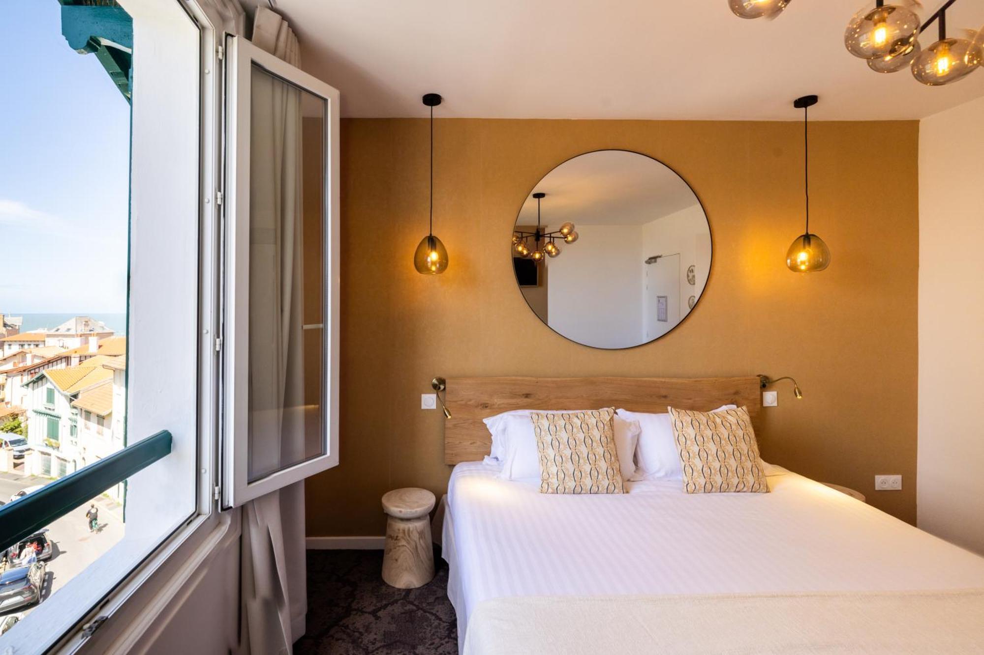 Barnea Hotel